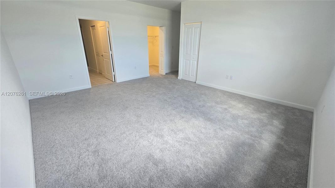 Spacious, unfurnished interior of a new home in , Homestead (Image 16).