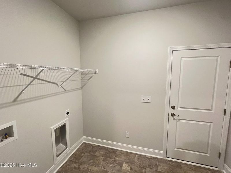 Spacious, unfurnished interior of a new home in Cool Water, Bailey (Image 25).