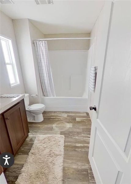 Spacious, unfurnished interior of a new home in , Griffin (Image 5).