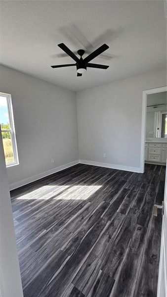 Spacious, unfurnished interior of a new home in , Port Charlotte (Image 13).