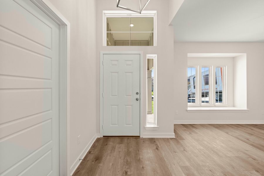Spacious, unfurnished interior of a new home in The Village at Elm Creek, Troy (Image 10).