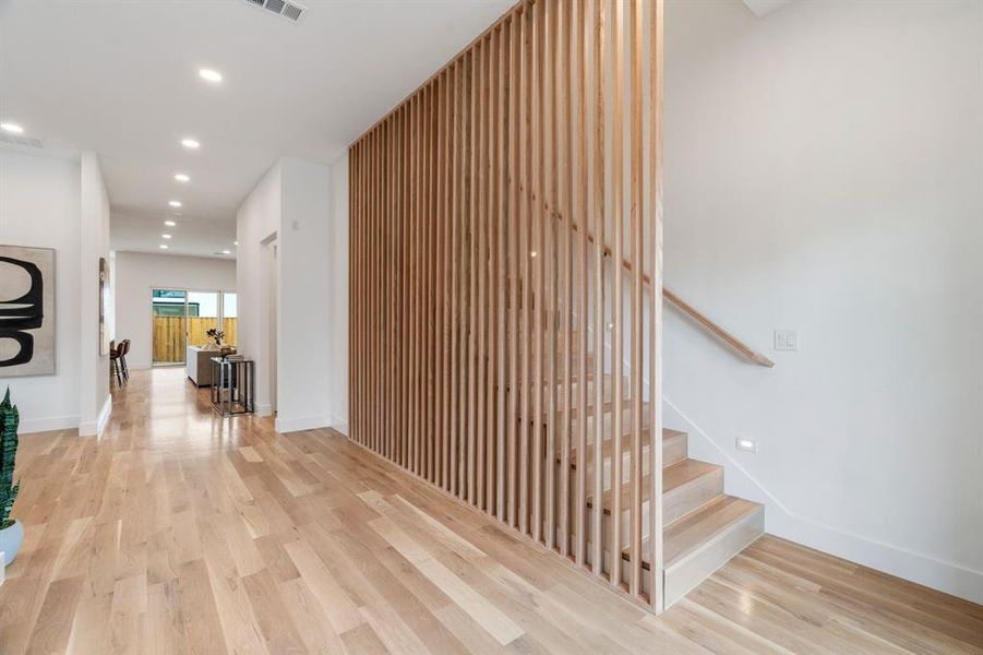 Furnished interior view inside a new home in , Dallas (Image 19). Furnished interior view inside a new home in , Dallas (Image 19).