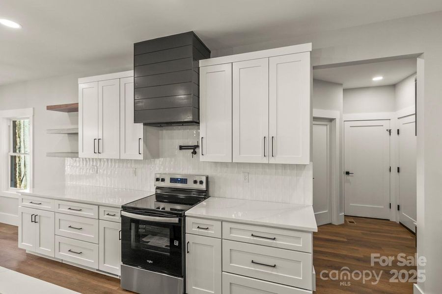 Furnished interior view inside a new home in , Lincolnton (Image 15).