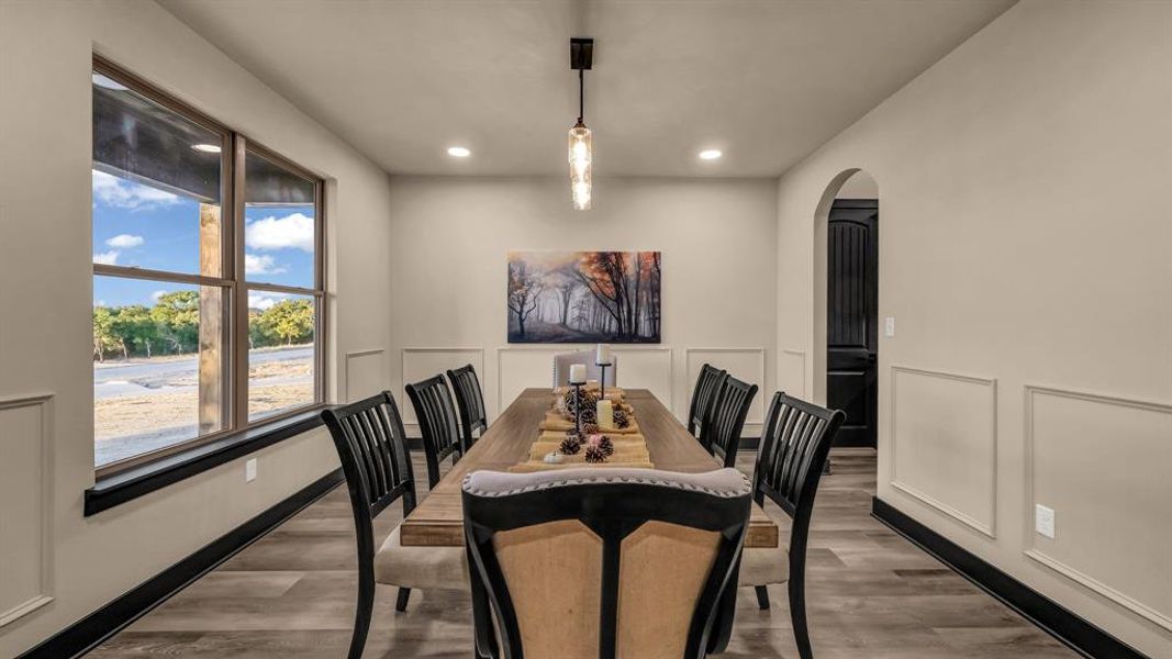 Furnished interior view inside a new home in Saddle Crest Estates, Weatherford (Image 24).