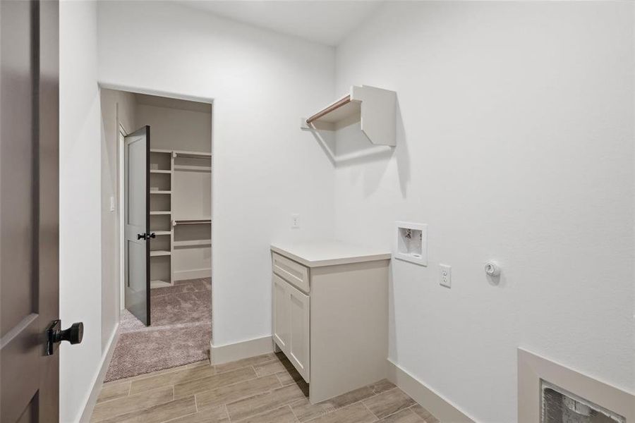 Furnished interior view inside a new home in , Tolar (Image 30).