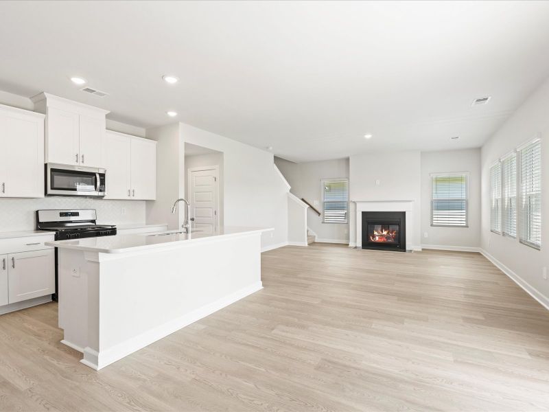 Spacious, unfurnished interior of a new home in Collier Ridge, Moore (Image 17).