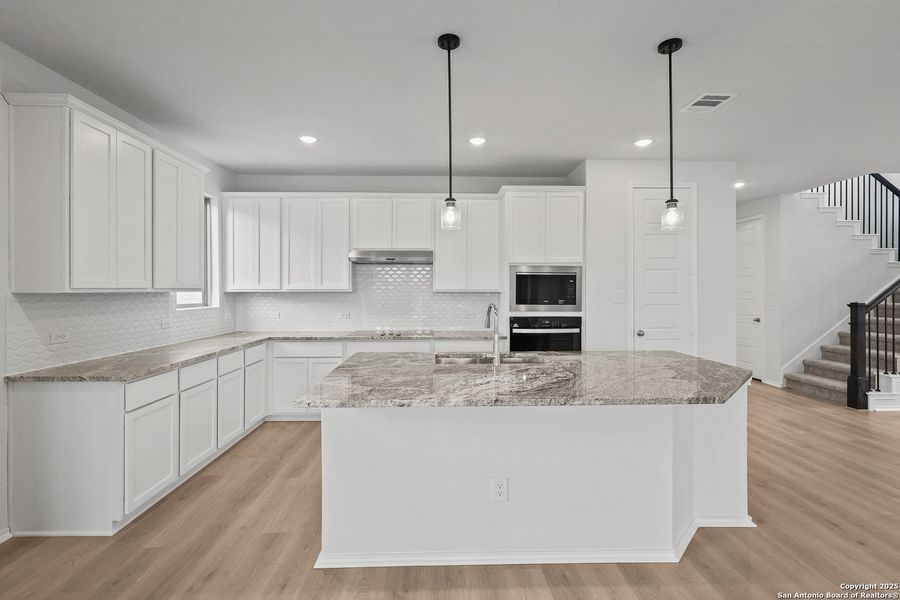 Furnished interior view inside a new home in Overlook at Creekside, New Braunfels (Image 10).