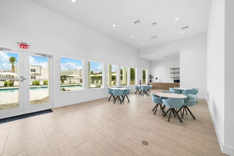 Community amenities in , Davenport (Image 38).