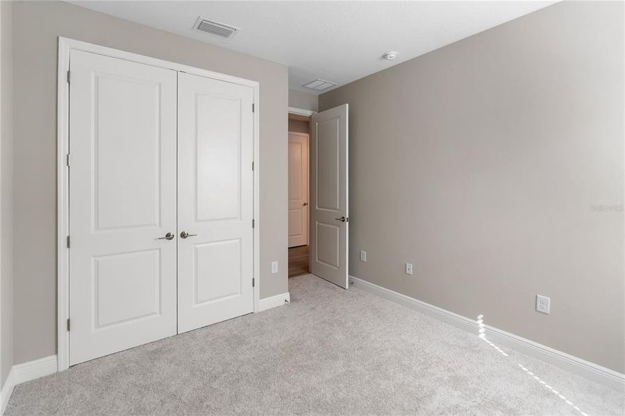 Spacious, unfurnished interior of a new home in , Bradenton (Image 20).