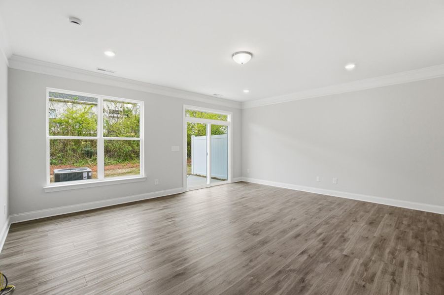 Spacious, unfurnished interior of a new home in Harrisburg Village Townhomes, Harrisburg (Image 20).