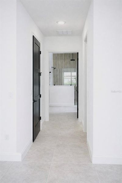 Spacious, unfurnished interior of a new home in , Palm Coast (Image 19).