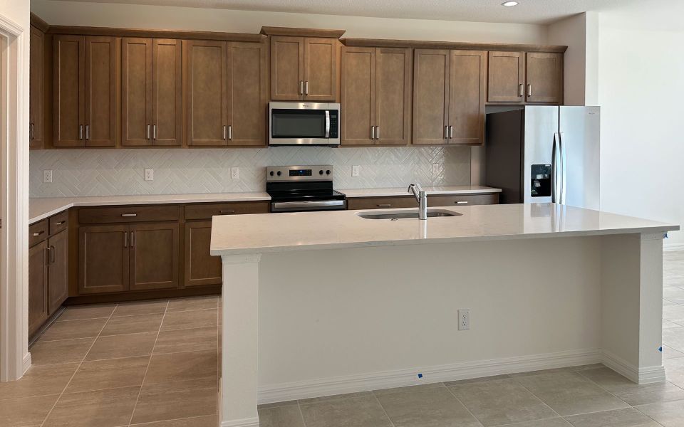 Modern Open-Concept Kitchen in Central Florida Home
