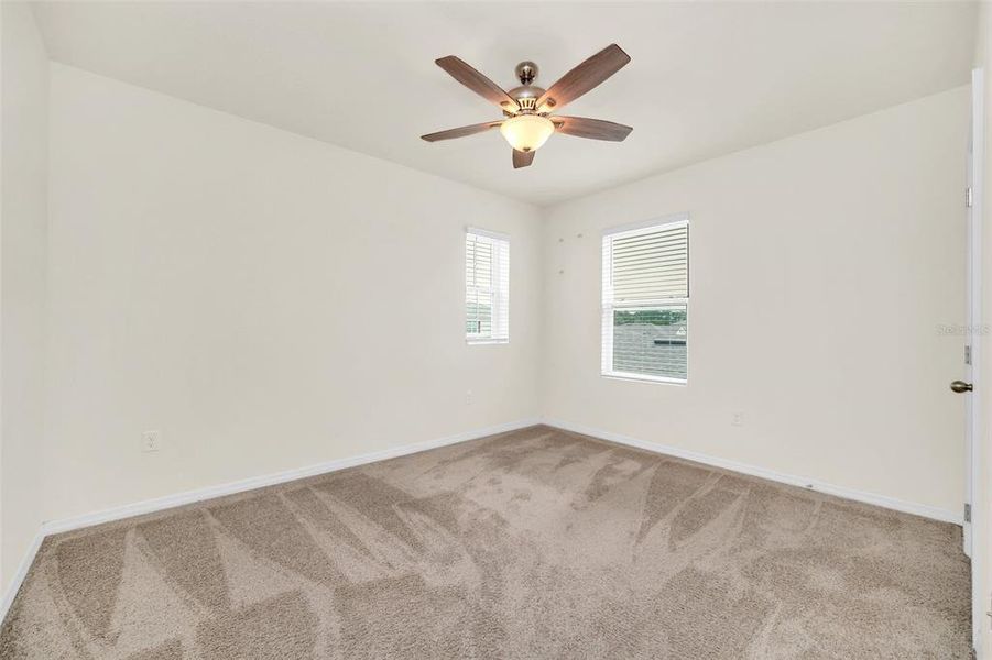 Spacious, unfurnished interior of a new home in Greenbrier, Tavares (Image 34).
