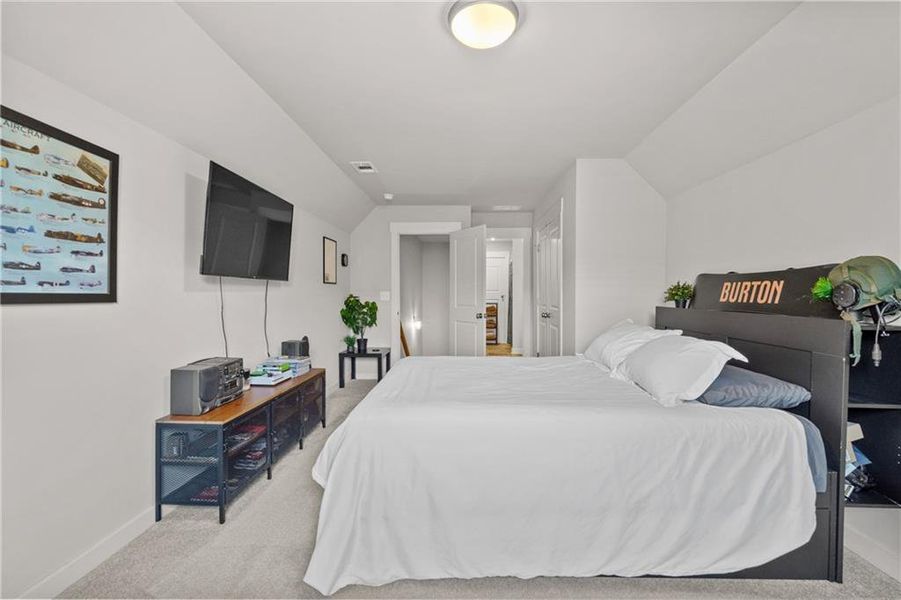Furnished interior view inside a new home in , Jefferson (Image 30).