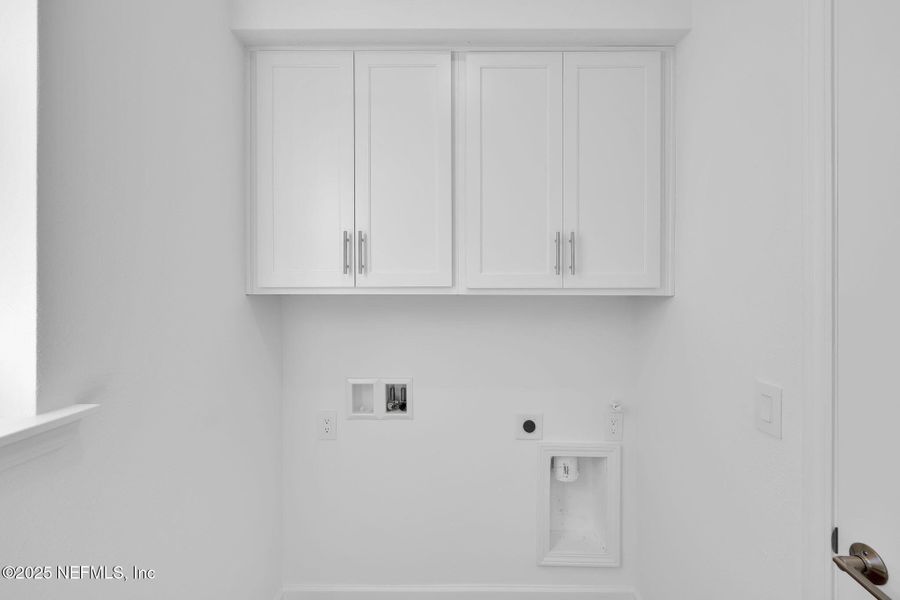 Spacious, unfurnished interior of a new home in Crosswinds at Nocatee, Nocatee (Image 42). Spacious, unfurnished interior of a new home in Crosswinds at Nocatee, Nocatee (Image 42).