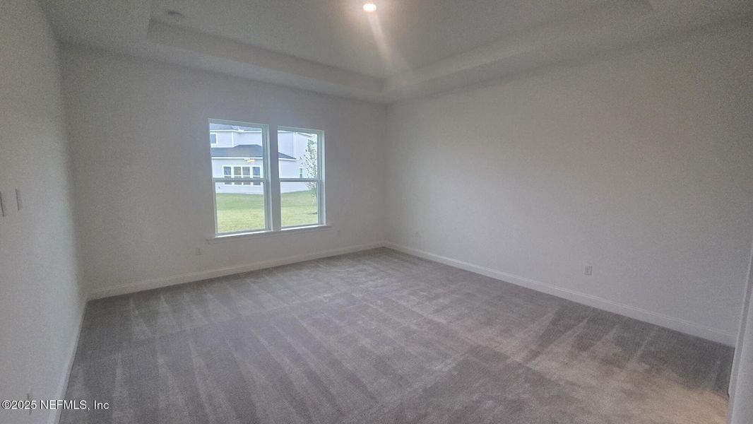 Spacious, unfurnished interior of a new home in , St. Johns (Image 28).