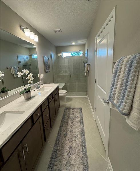 Furnished interior view inside a new home in , Ocala (Image 11).