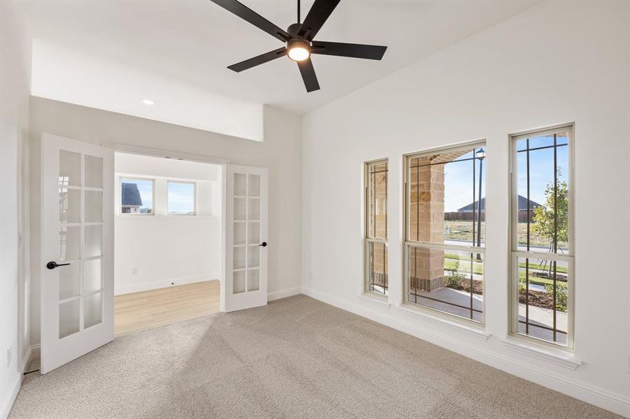 Spacious, unfurnished interior of a new home in Stone River Glen 50s, Royse City (Image 18).