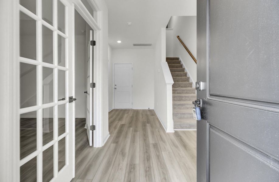 Spacious, unfurnished interior of a new home in , Moncks Corner (Image 17).