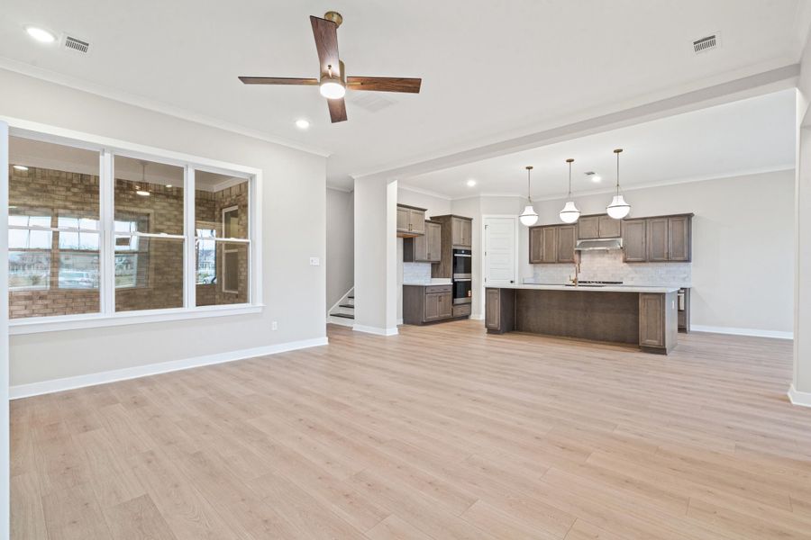 Spacious, unfurnished interior of a new home in Lockwood, Collierville (Image 15).