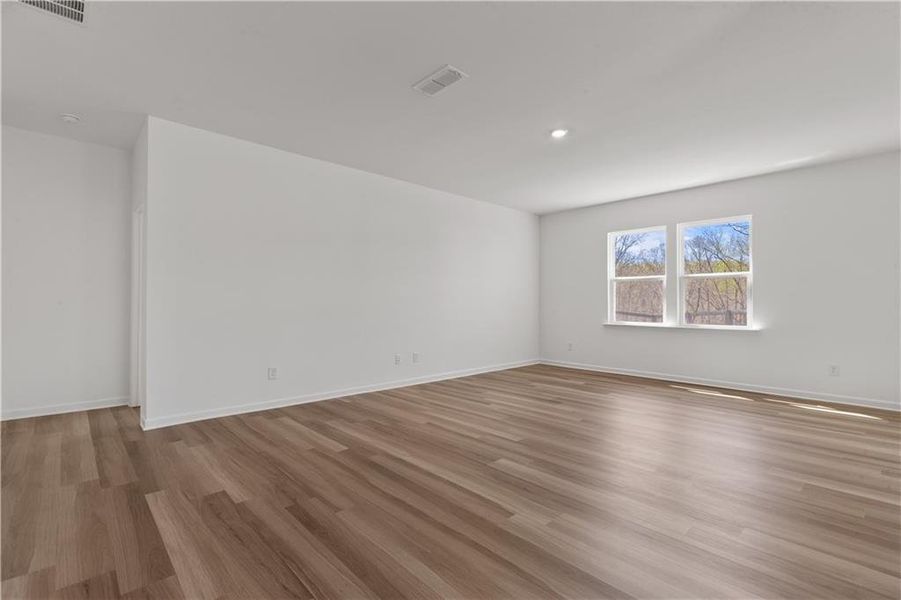 Spacious, unfurnished interior of a new home in Avery Ridge, Gainesville (Image 20).
