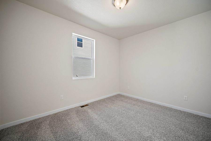 Spacious, unfurnished interior of a new home in Aspen Ranch, Fountain (Image 29).