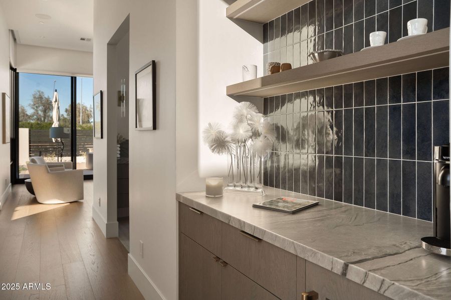 Primary Bed Bev Station Primary Bed Bev Station