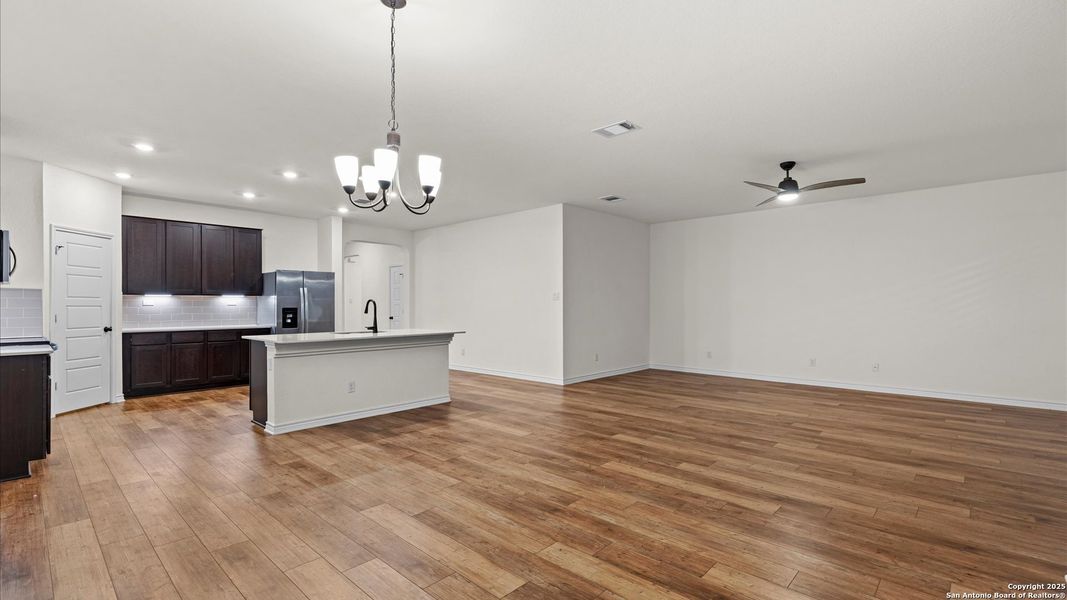 Furnished interior view inside a new home in Canyon Crest, San Antonio (Image 28). Furnished interior view inside a new home in Canyon Crest, San Antonio (Image 28).