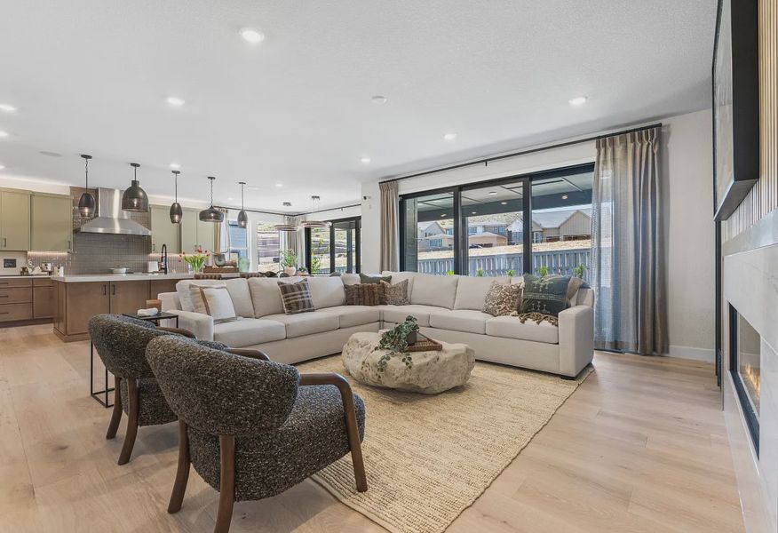 Madison Model Great Room - 7 of 25