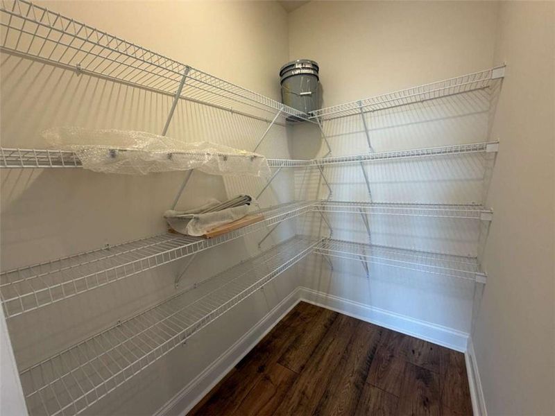 Spacious, unfurnished interior of a new home in , Jefferson (Image 19).