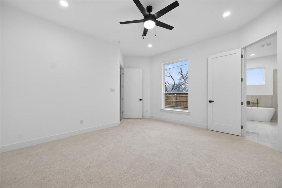 Spacious, unfurnished interior of a new home in , Garland (Image 22). Spacious, unfurnished interior of a new home in , Garland (Image 22).