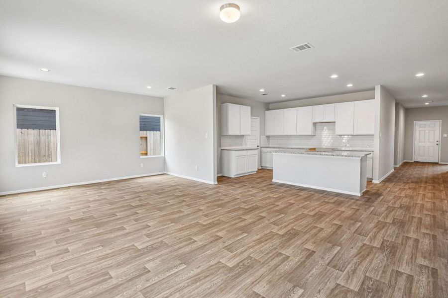 Spacious, unfurnished interior of a new home in Colony at Pinehurst, Pinehurst (Image 9). Spacious, unfurnished interior of a new home in Colony at Pinehurst, Pinehurst (Image 9).
