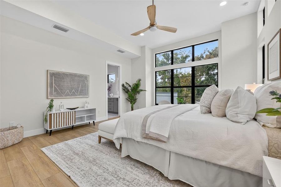 Furnished interior view inside a new home in , St. Petersburg (Image 43).