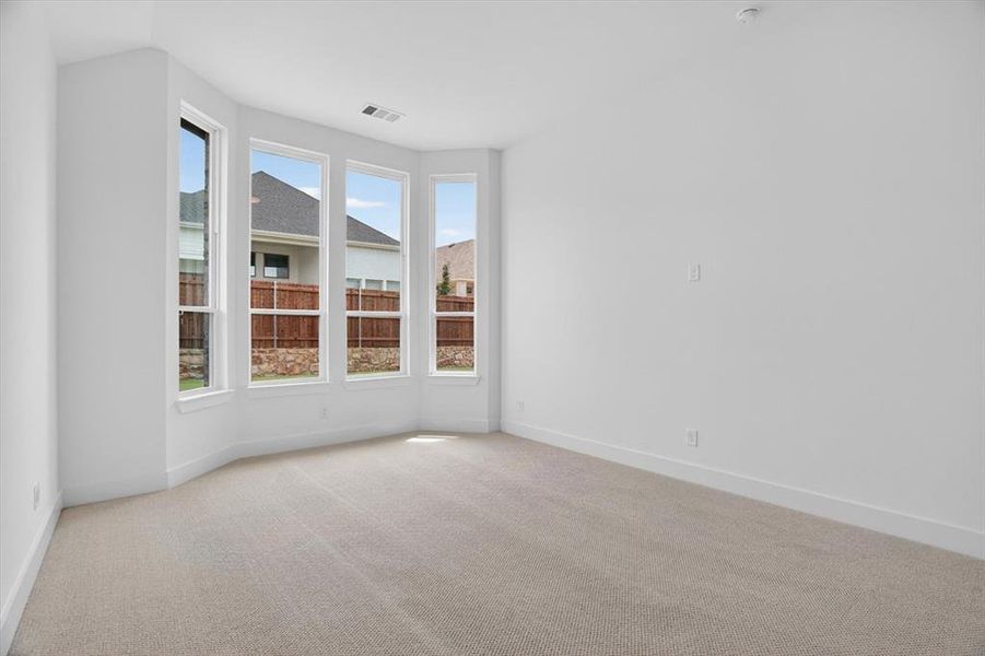 Spacious, unfurnished interior of a new home in Tavolo Park, Fort Worth (Image 25). Spacious, unfurnished interior of a new home in Tavolo Park, Fort Worth (Image 25).