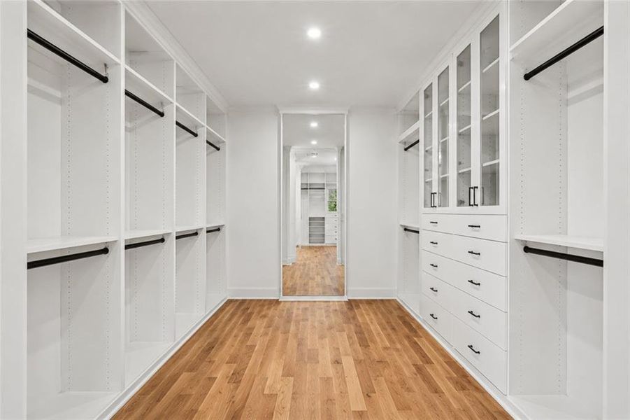 Image 47 of a home in .