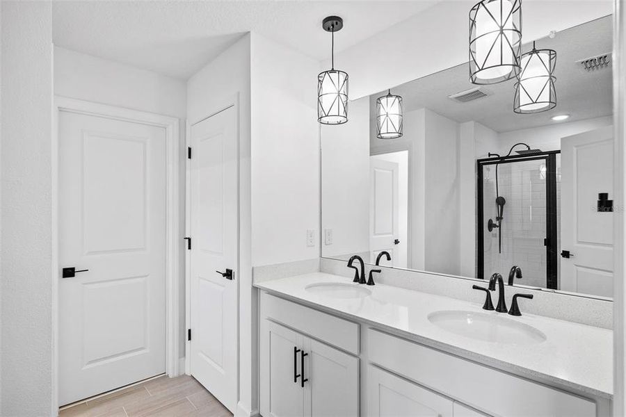 Furnished interior view inside a new home in , Apollo Beach (Image 28).