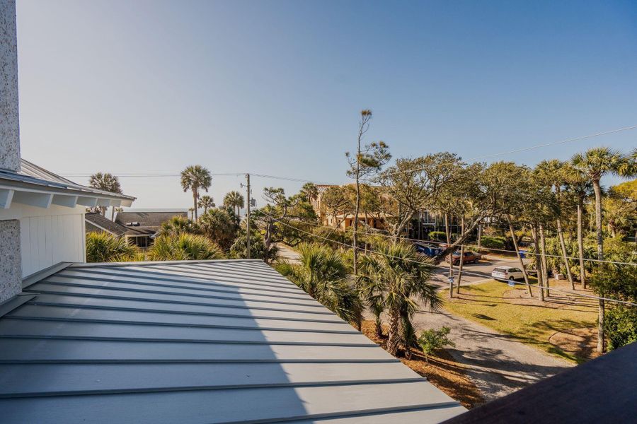 Exterior details and patio area of a home in , Folly Beach (Image 40).