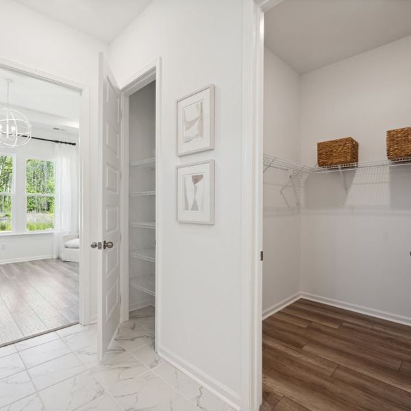 Camellia owner's suite bathroom