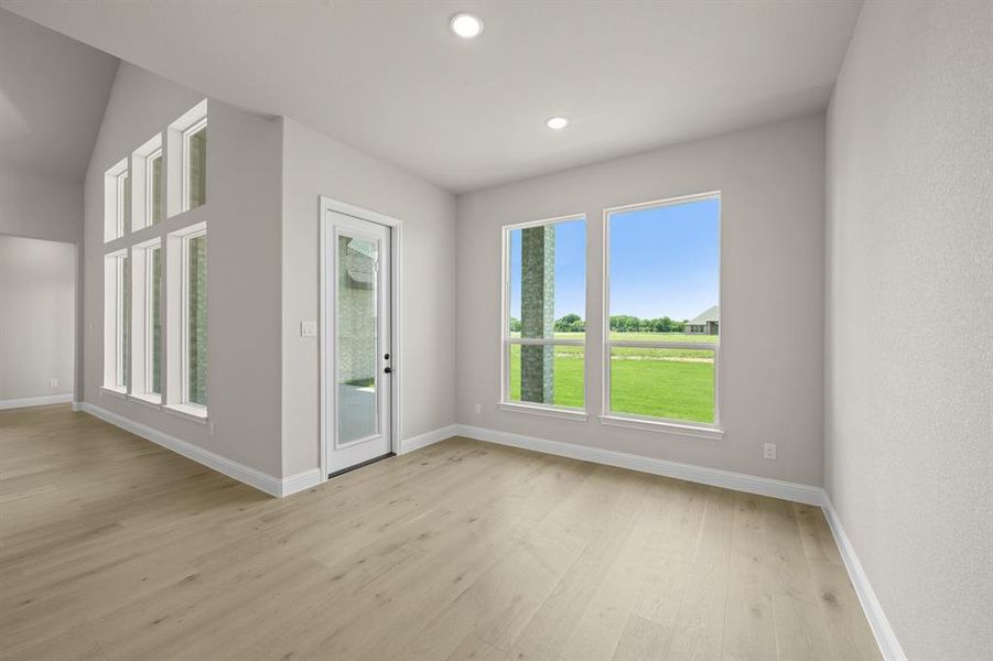 231 Cotopaxi- Dining-1