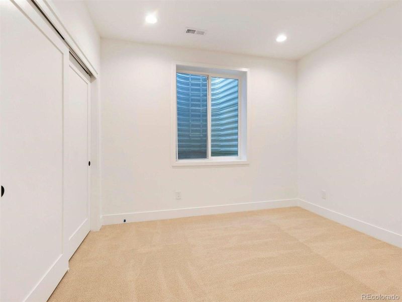 Spacious, unfurnished interior of a new home in , Denver (Image 38).