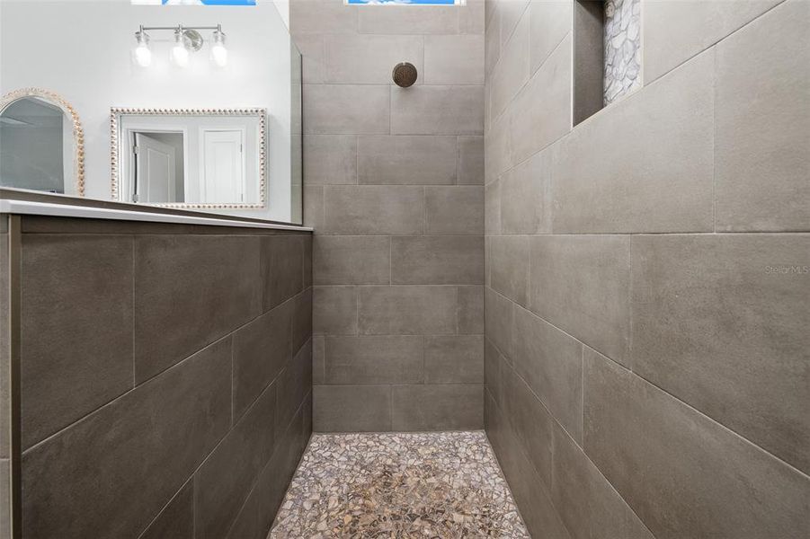 Close-up of interior finishes inside a home in Oakmont, Gainesville (Image 22).