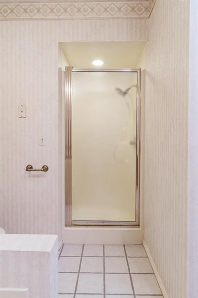 Furnished interior view inside a new home in , Paris (Image 5). Furnished interior view inside a new home in , Paris (Image 5).