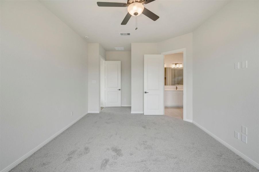 Spacious, unfurnished interior of a new home in Escondido - Retreat Collection, Magnolia (Image 20). Spacious, unfurnished interior of a new home in Escondido - Retreat Collection, Magnolia (Image 20).