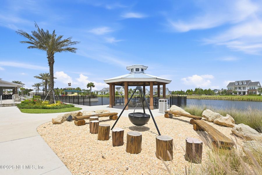 Community amenities in Seven Pines, Jacksonville (Image 53).