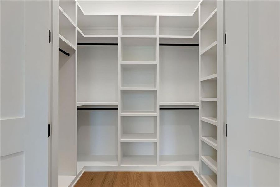 Spacious, unfurnished interior of a new home in , Monroe (Image 130).