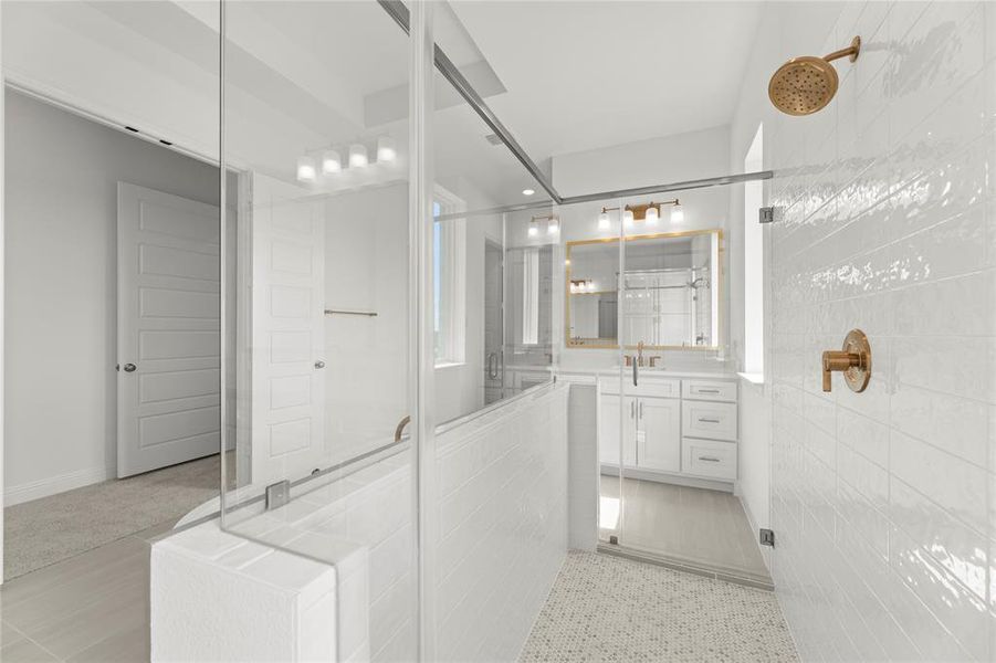 23. 3108 Tobias - Bath (3)