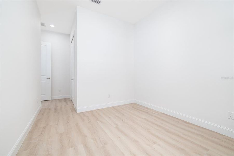 Spacious, unfurnished interior of a new home in , Palm Coast (Image 25).