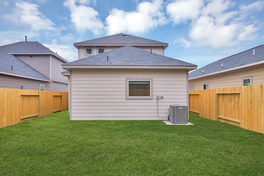 Exterior details and patio area of a home in Woodland Lakes, Houston (Image 2). Exterior details and patio area of a home in Woodland Lakes, Houston (Image 2).