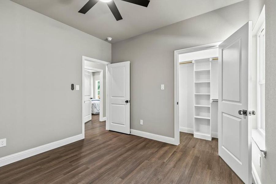 Spacious, unfurnished interior of a new home in , Granbury (Image 19).