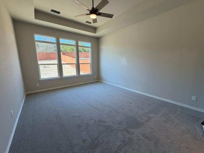 Spacious, unfurnished interior of a new home in Waterford Park, Weatherford (Image 8). Spacious, unfurnished interior of a new home in Waterford Park, Weatherford (Image 8).